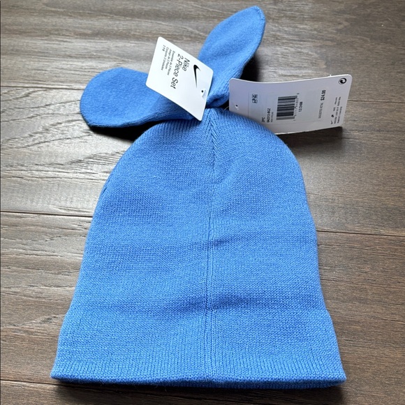 Nike Infant 2 pc. Knit cuffed beanie hat & mittens,embroidered Swoosh logo hat - Picture 3 of 6